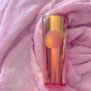 BNWT STARBUCKS PINK DOME
